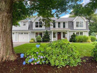 6 Fenwood Avenue