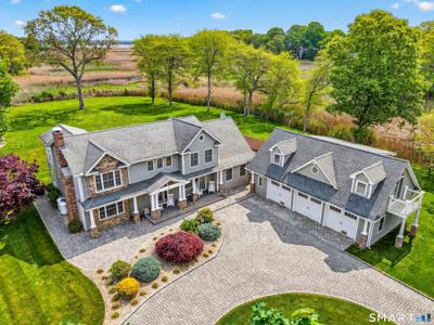 4 Beach Road
