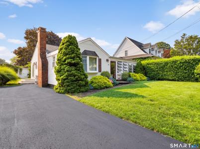 28 Whitecap Road