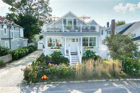 11 Danbury Avenue