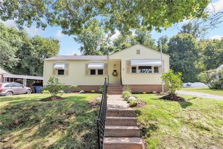 211 Elaine Terrace