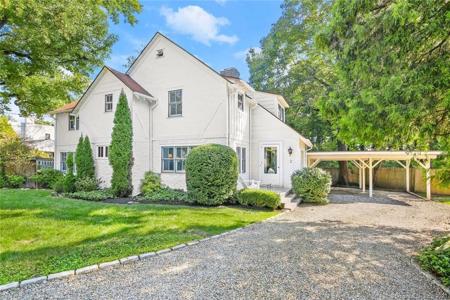 2 Covewood Drive