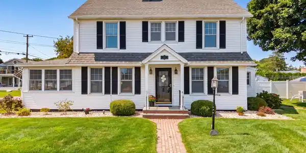 30 Neptune Drive