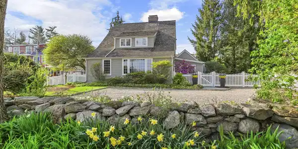 29 Old Saugatuck Road
