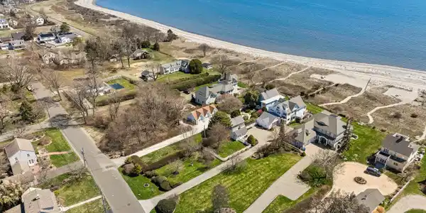 413 Ocean Avenue