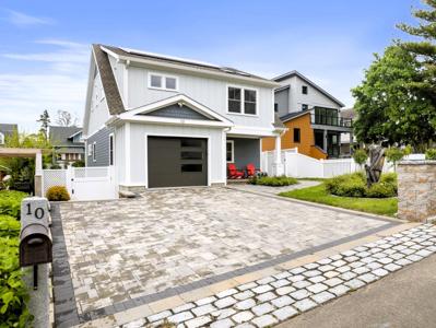 10 Cocheco Avenue
