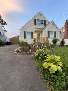 65 Linwood Street