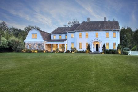 14 Mayflower Parkway