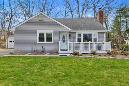 89 Oriole Lane