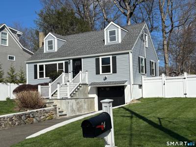 24 Deepwood Lane