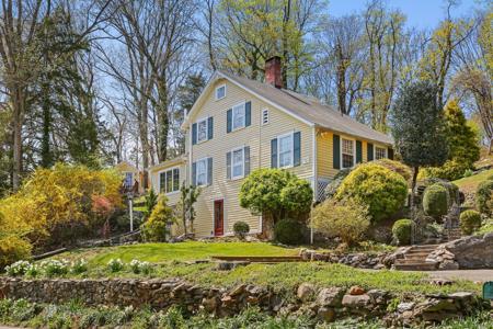 32 Valley Road