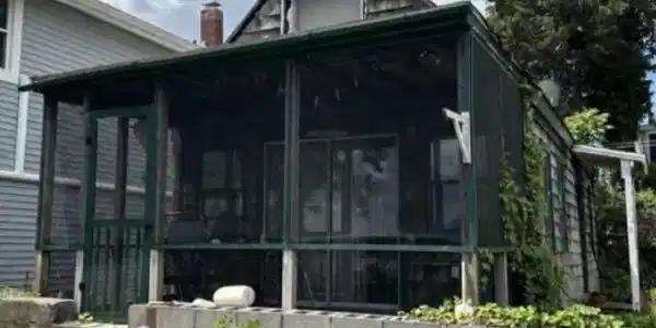 Image 3: Winterized cottage