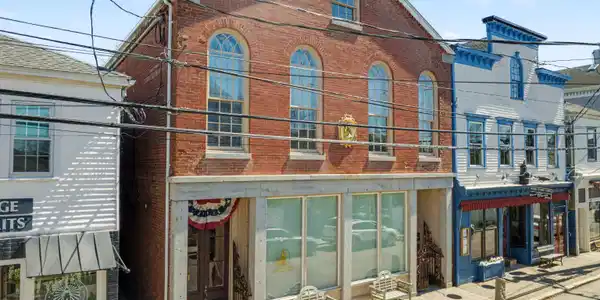 145 Water Street