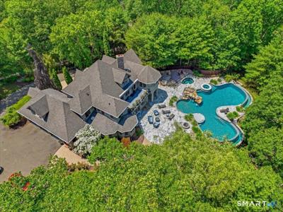 76 Sachem Head Road