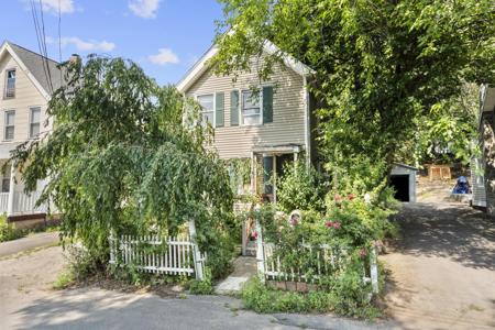 30 Chamberlain Place