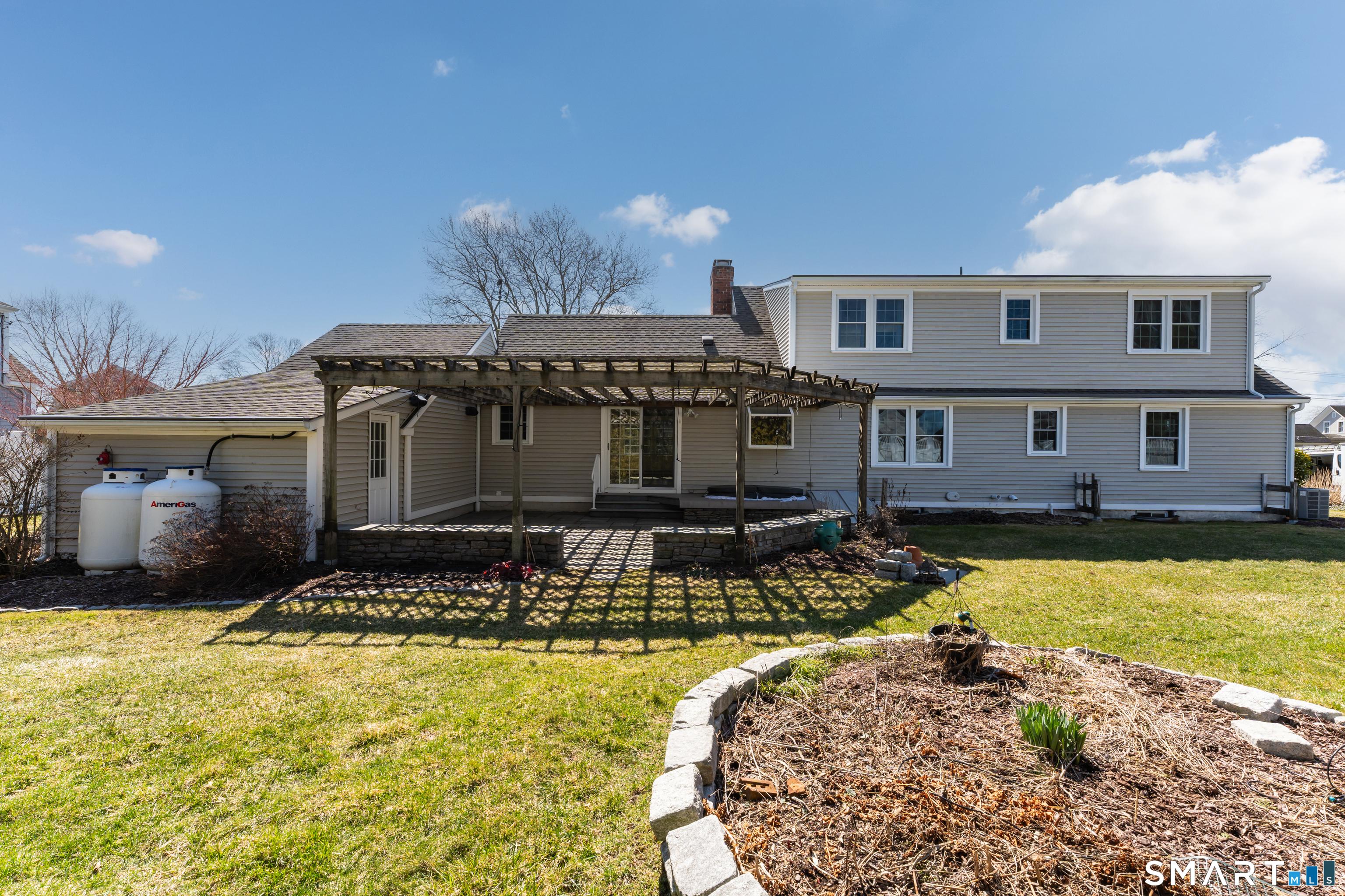 Image 4Back of House