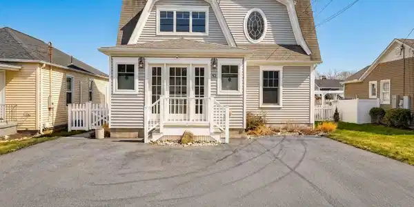 42 Nehantic Drive
