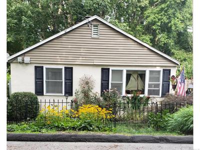 39 Spring Glen Road