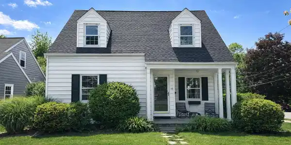 10 Ludlow Manor