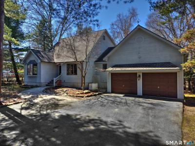 16 Brewster Road