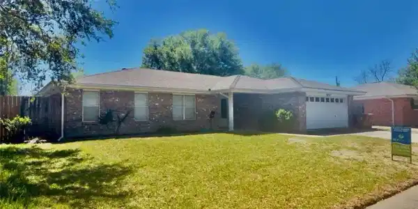 3917 Devonshire Drive