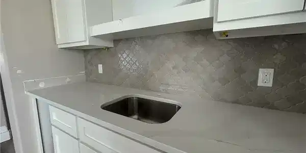 Image 3: Wet bar downstairs