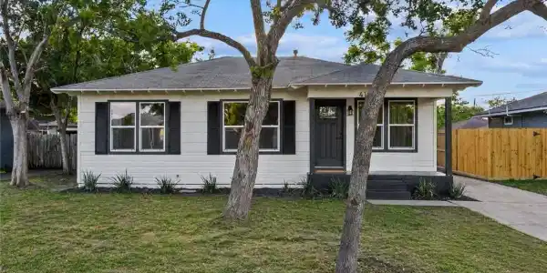 4105 Markins Drive