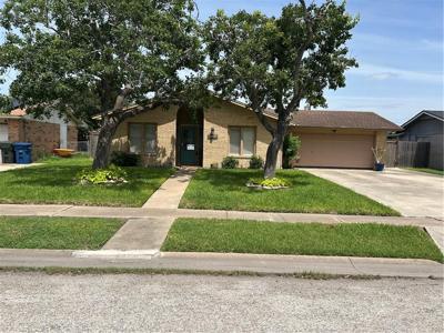 1645 W Manor Drive