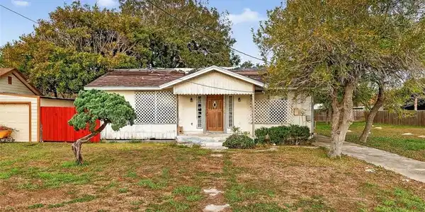 1930 Sandy Way