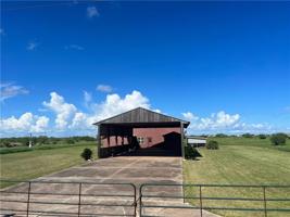 3742 County Road 1177
