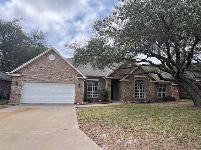 Image 1: 302 CHERRY HILLS
ROCKPORT TX
