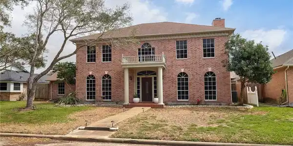 7022 Dunsford Drive