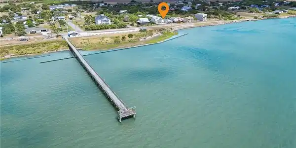 Image 3: Wide Aerial