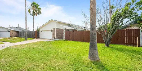 1326 Harbor Village Drive