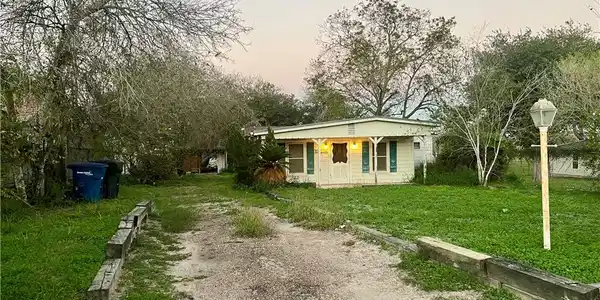 11846 Up River