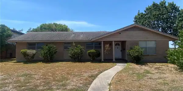 4401 Omalley Drive