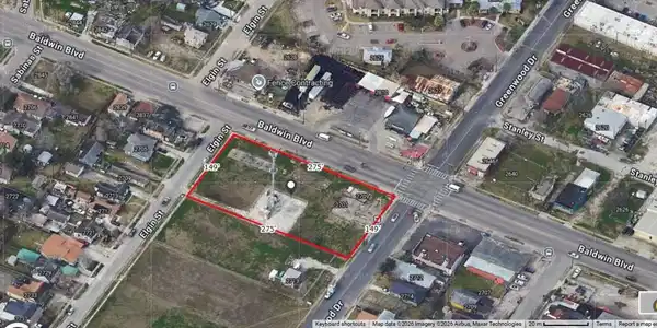 2701 Greenwood Drive