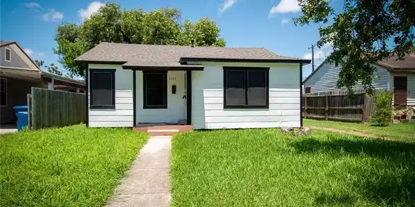 4733 Archer Drive