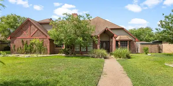5421 Adair Drive