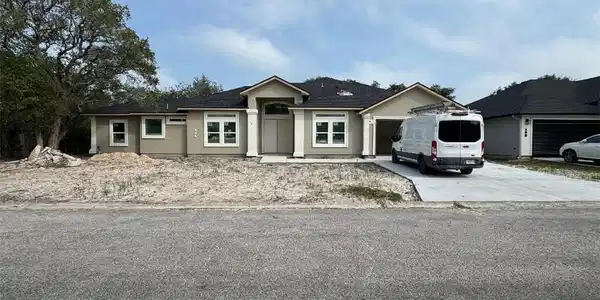 104 Oakmont Drive