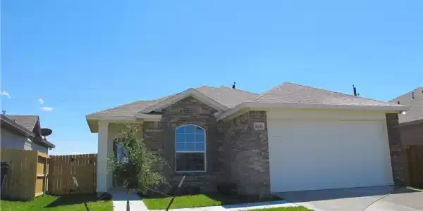 8005 Pavo Real Street