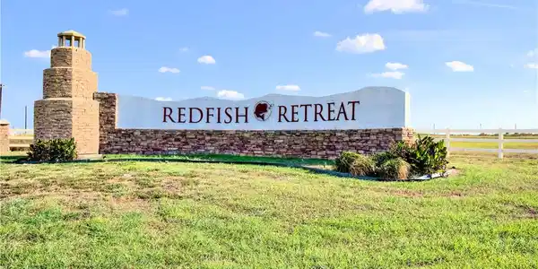 22 REDFISH RETREAT DR