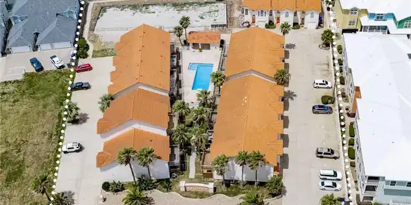 Image 4: Nautica Townhome Association