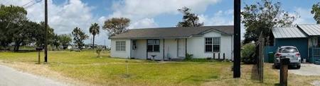 112 W Hazlett Avenue