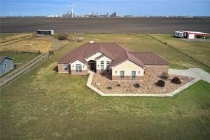 7064 County Road 2004