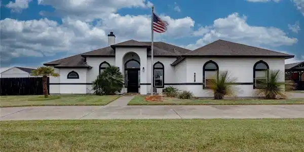5626 Kitty Hawk Drive