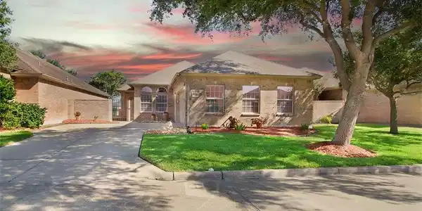 6217 Garden Court
