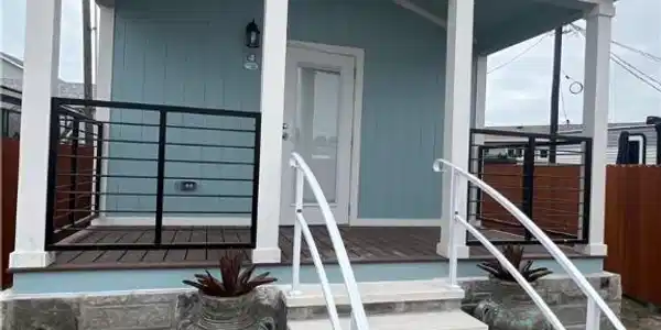 413 Trojan Street