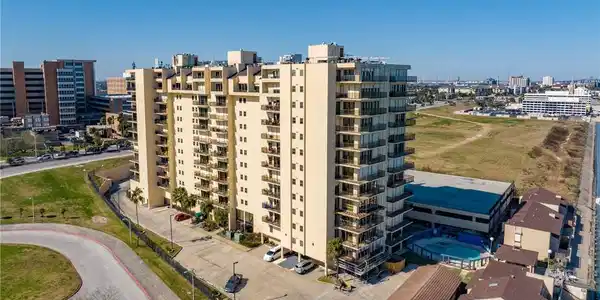 1400 Ocean Drive