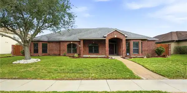 46 Great Lakes Drive